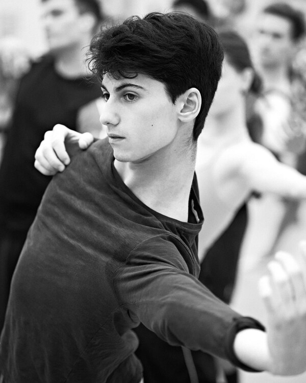 Filippo Mambelli © Semperoper Dresden/Admill Kuyler