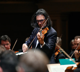 Violinist Leonidas Kavakos und die Sächsische Staatskapelle Dresden