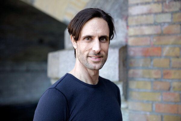 Jaron Löwenberg 1 by Katarina Ivanisevic