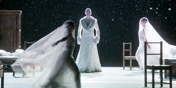 „The Snow Queen“ © Semperoper Dresden, Foto: Mark Schulze Steinen Szenenbild „The Snow Queen“