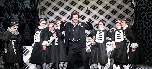 „Der Florentiner Hut“ © Semperoper Dresden, Foto: Mark Schulze Steinen Szene „Der Florentiner Hut“