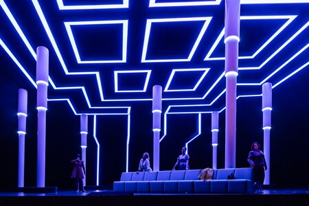 Q:\BILDER\Oper\Falstaff\Falstaff_neu_2025\Website\klein Szene „Falstaff“