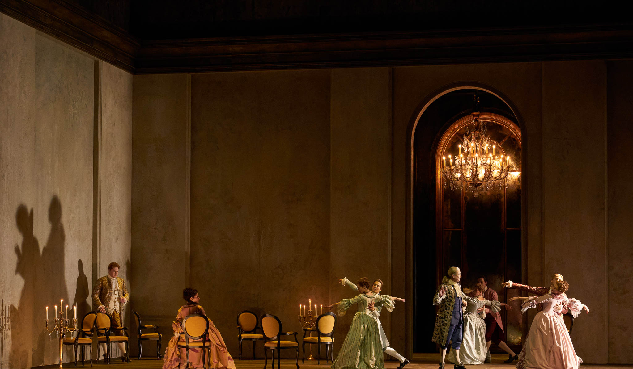 „Dialogues des Carmélites“ © Opernhaus Zürich/Herwig Prammer Szenenbild „Dialogues des Carmélites“