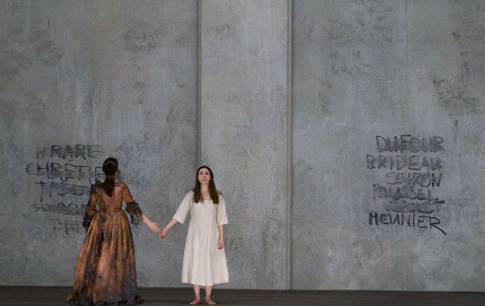 „Dialogues des Carmélites“ © Opernhaus Zürich/Herwig Prammer Szenenbild „Dialogues des Carmélites“
