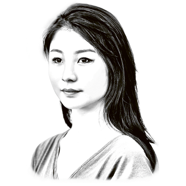 Porträtzeichnung der Halbsolistin des Semperoper Ballett Ayaha Tsunaki