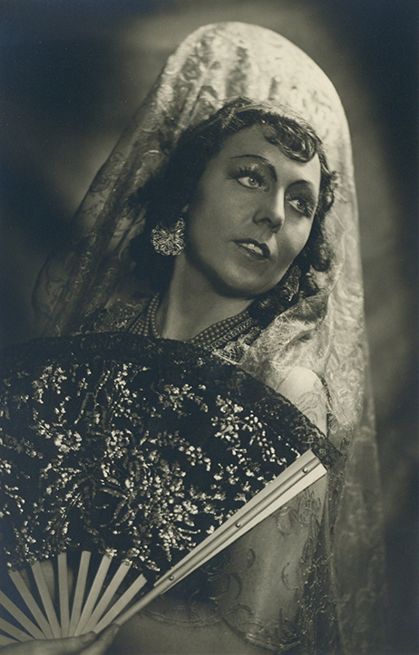 Elisabeth Höngen als Carmen, 1942